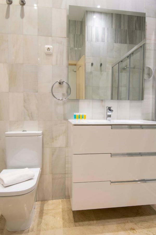 Letmalaga Franquelo Premium Apartment Bagian luar foto