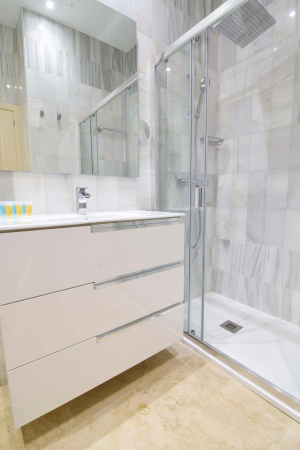 Letmalaga Franquelo Premium Apartment Bagian luar foto