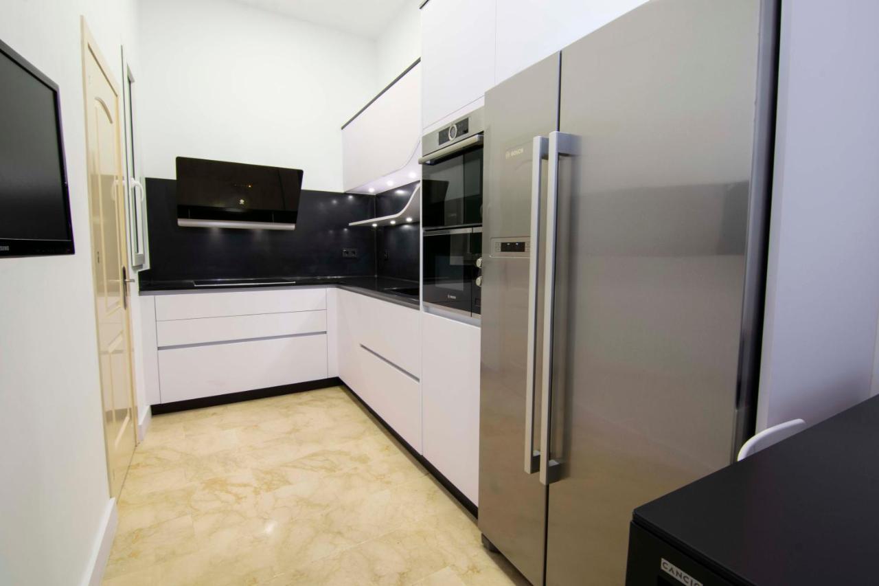 Letmalaga Franquelo Premium Apartment Bagian luar foto