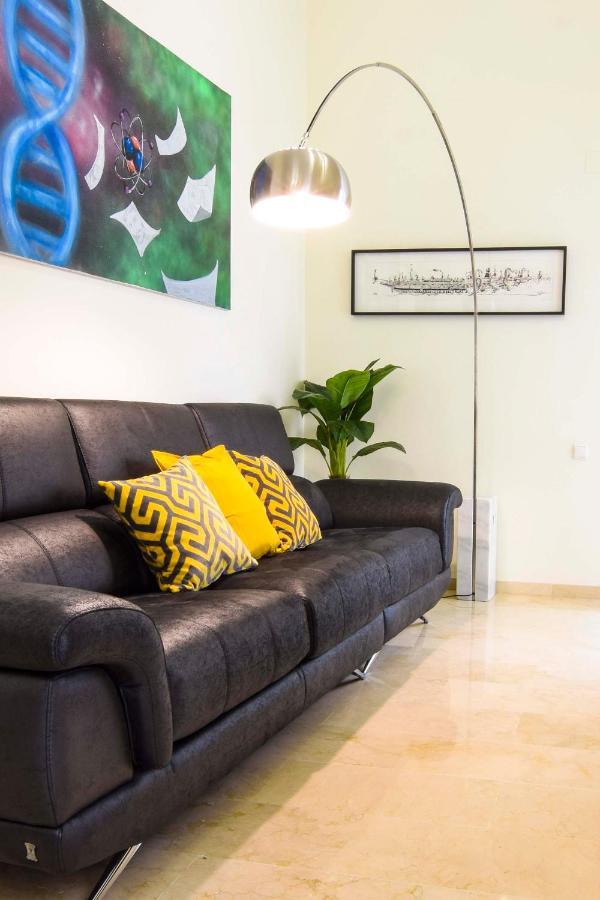 Letmalaga Franquelo Premium Apartment Bagian luar foto